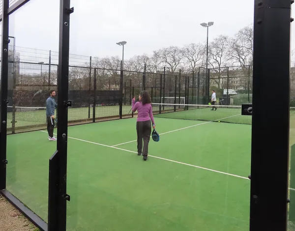 Referensi lapangan padel di Hyde Park Tennis Centre